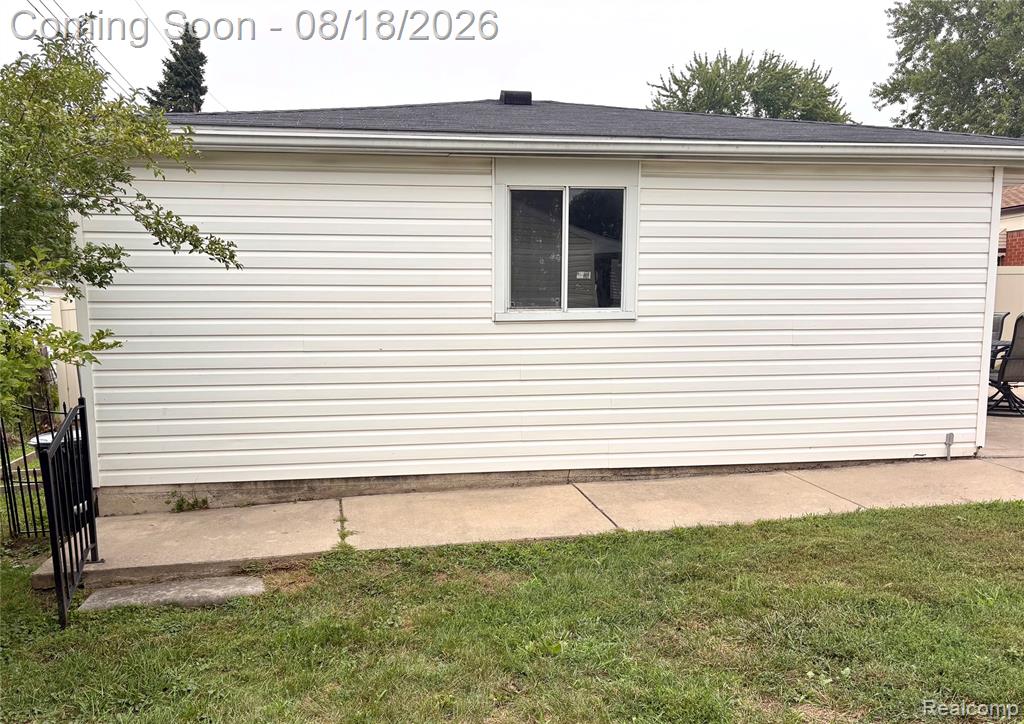 1812 E Longmeadow Road Property Photo 6