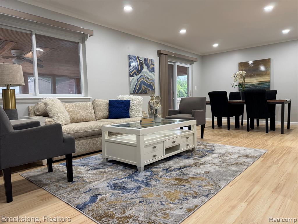 39795 Waldorf Drive Property Photo 9