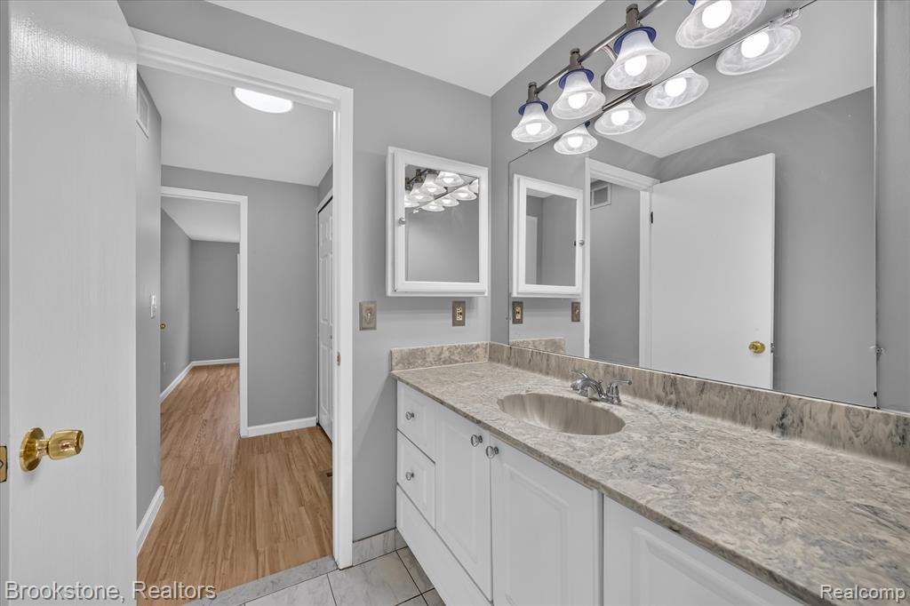 39795 Waldorf Drive Property Photo 16