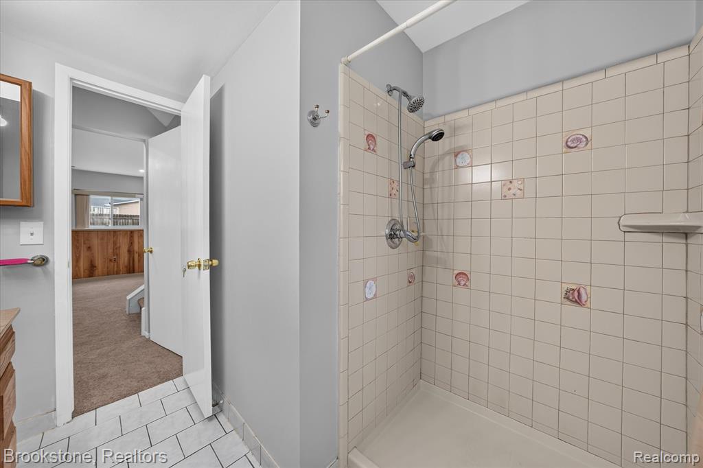 39795 Waldorf Drive Property Photo 18