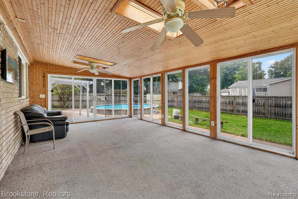 39795 Waldorf Drive Property Photo 22