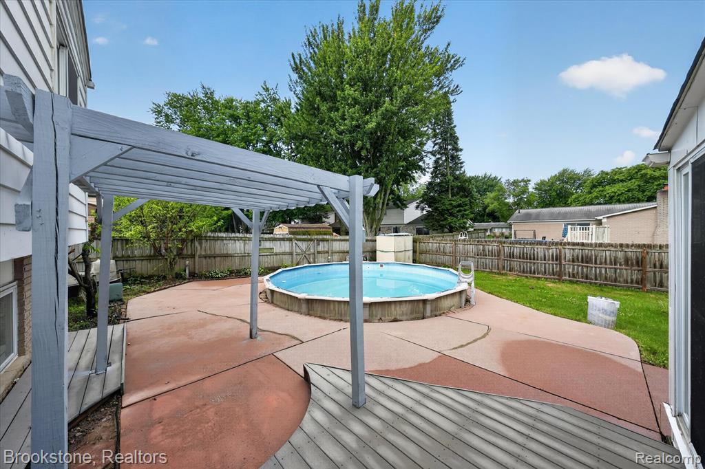 39795 Waldorf Drive Property Photo 41