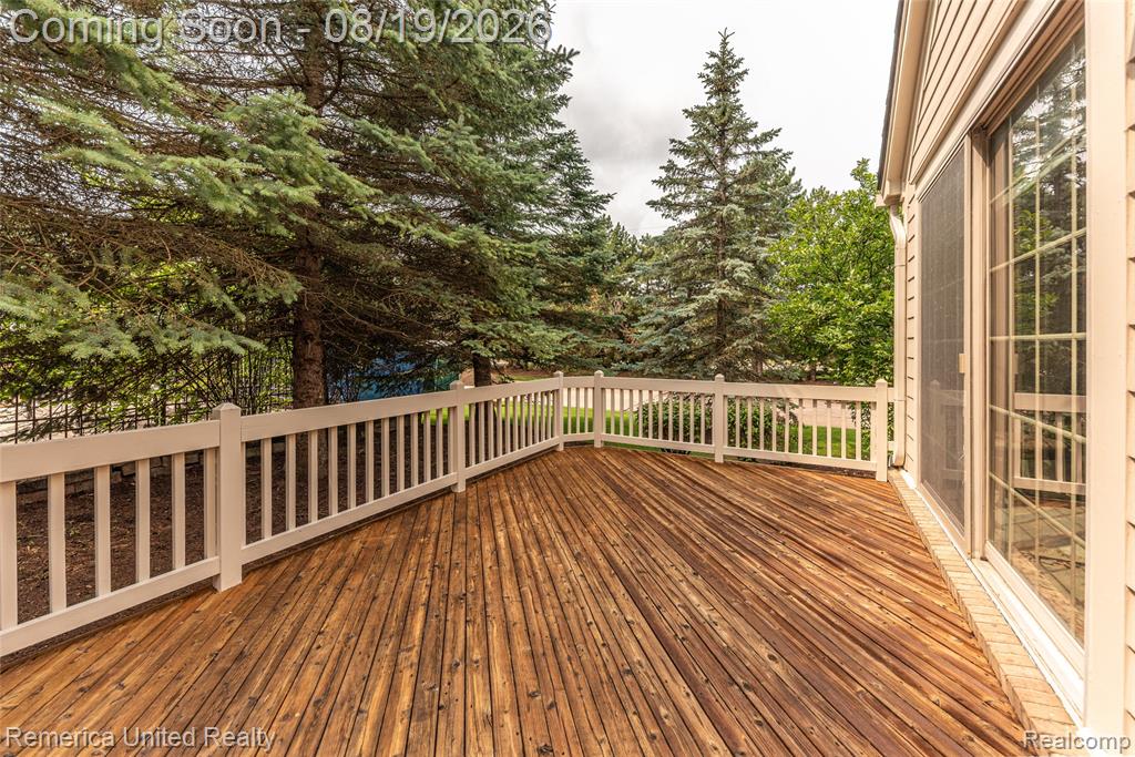 16766 Lochmoor Circle Property Photo 15