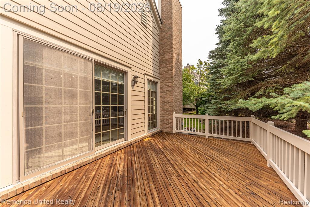 16766 Lochmoor Circle Property Photo 16