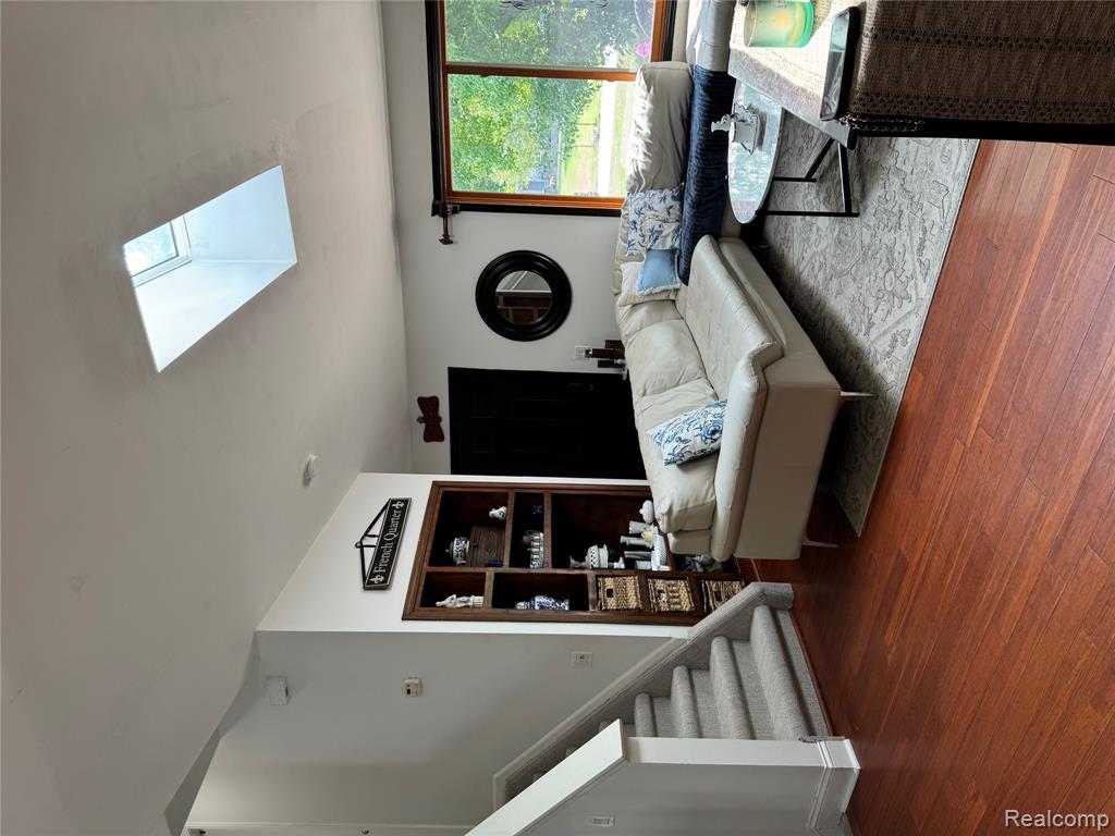 3877 Westlyn Drive Property Photo 9