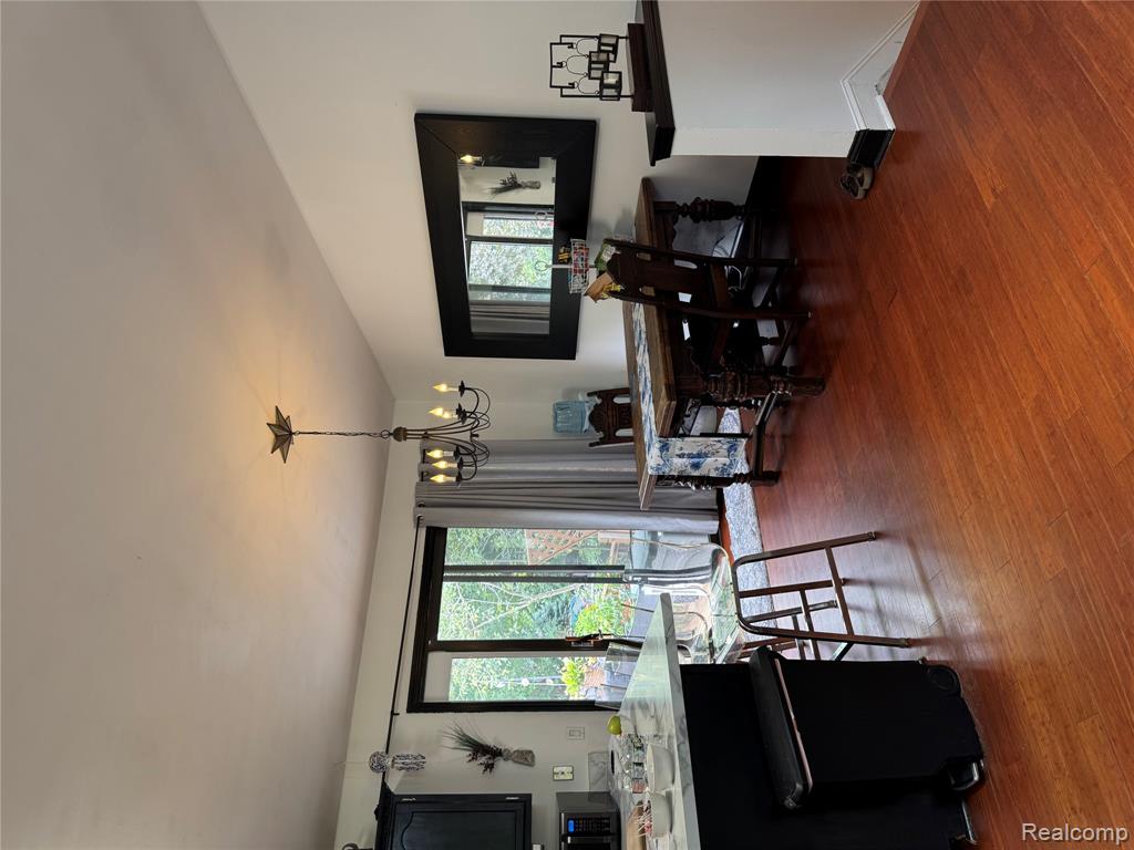 3877 Westlyn Drive Property Photo 10