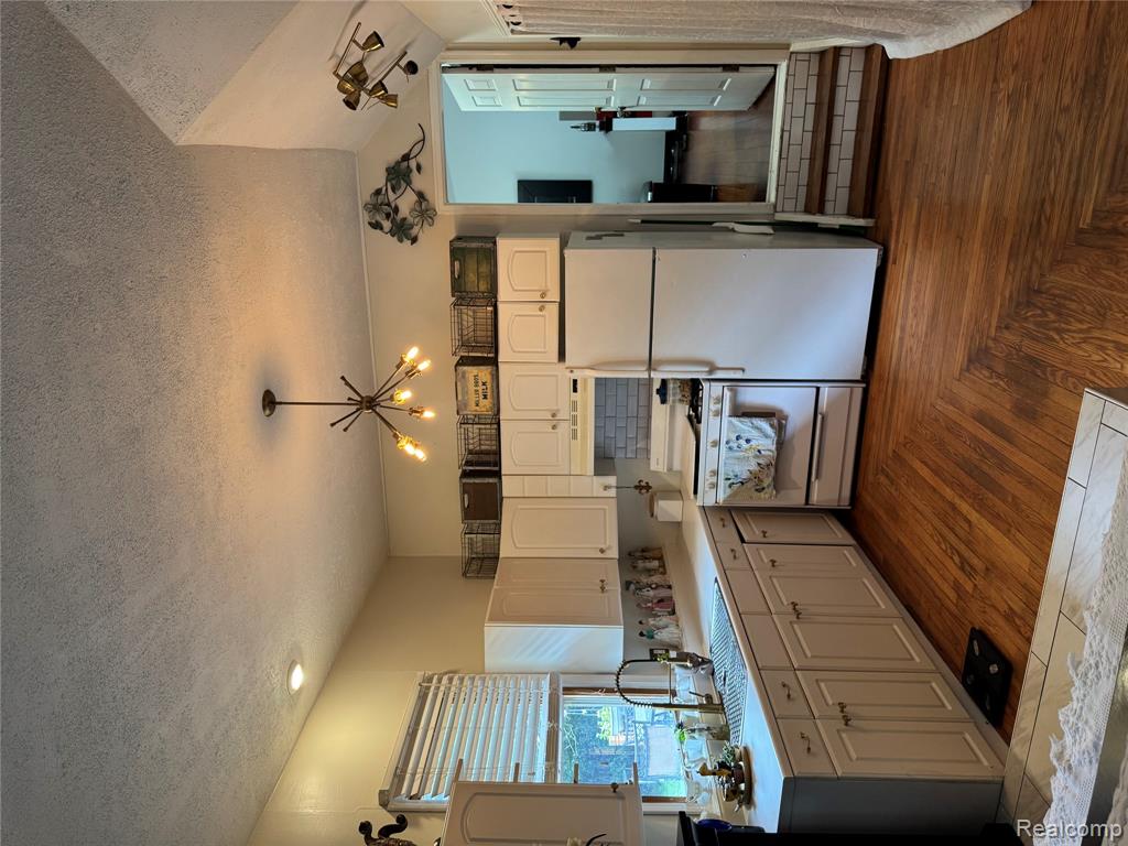 3877 Westlyn Drive Property Photo 30