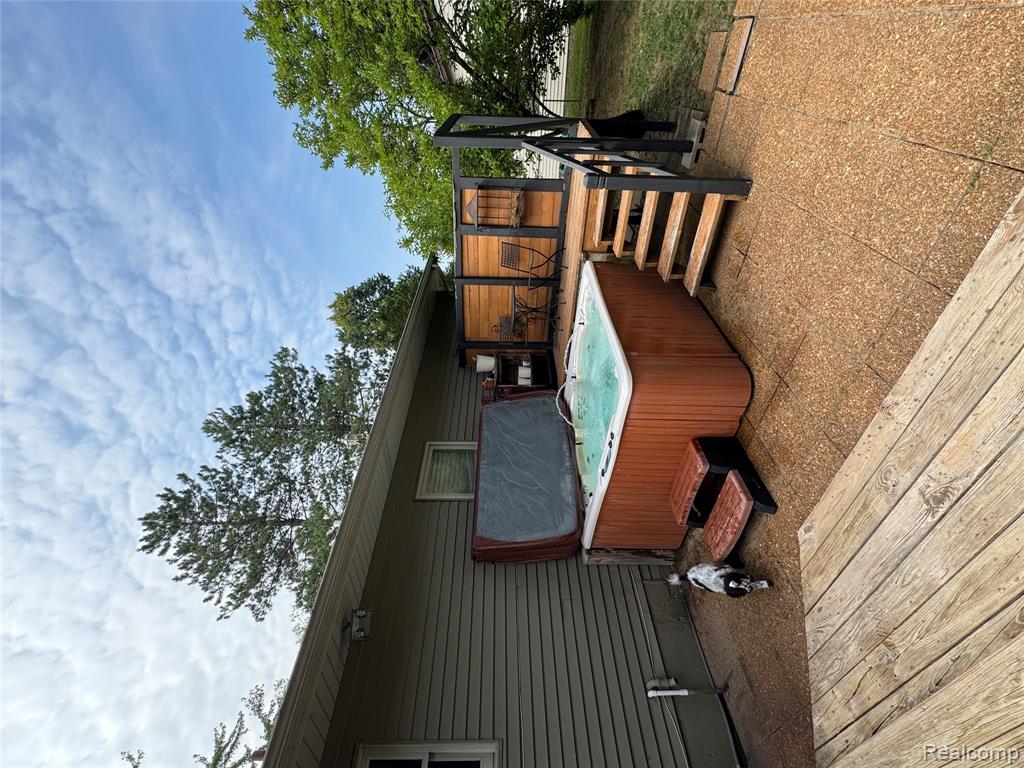 3877 Westlyn Drive Property Photo 46