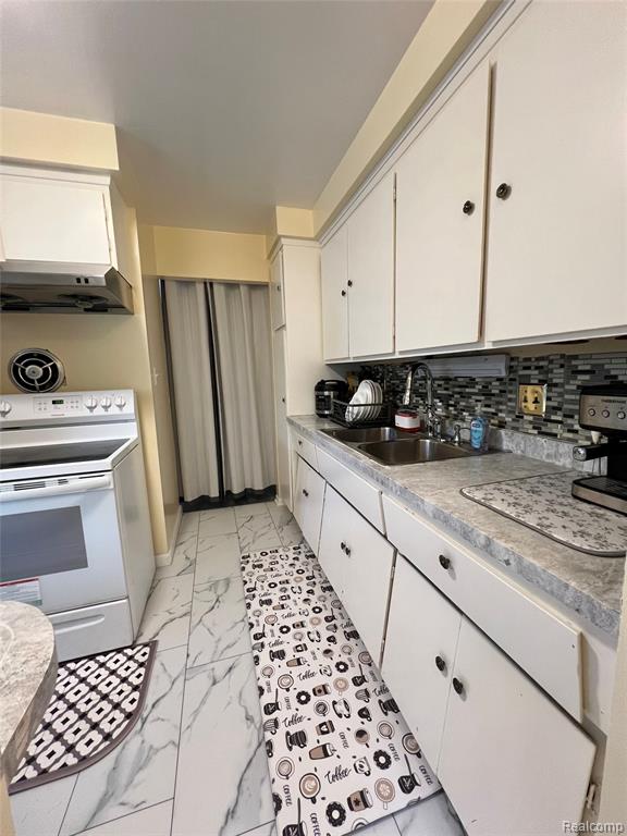 27580 Jean Road Property Photo 7