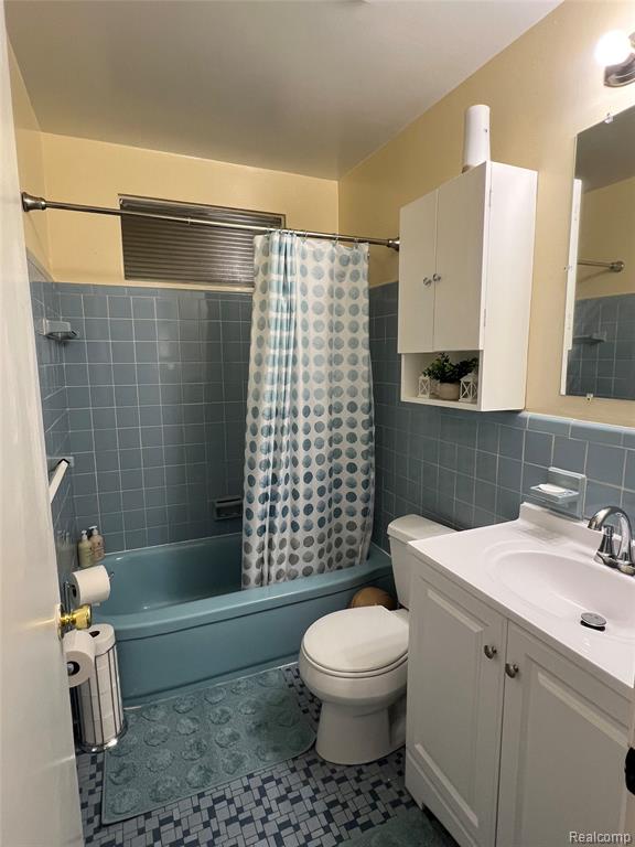 27580 Jean Road Property Photo 16