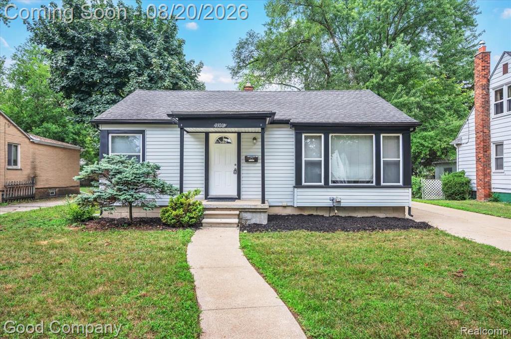23201 Manistee Street Property Photo 1