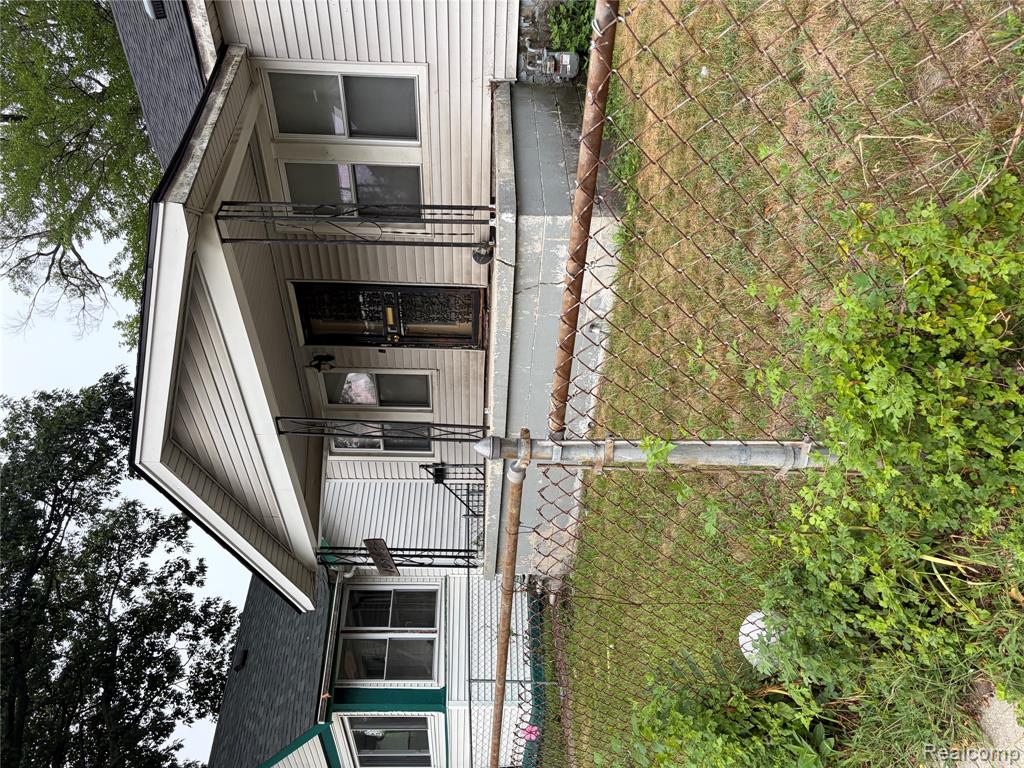 15845 Alden Street Property Photo 1