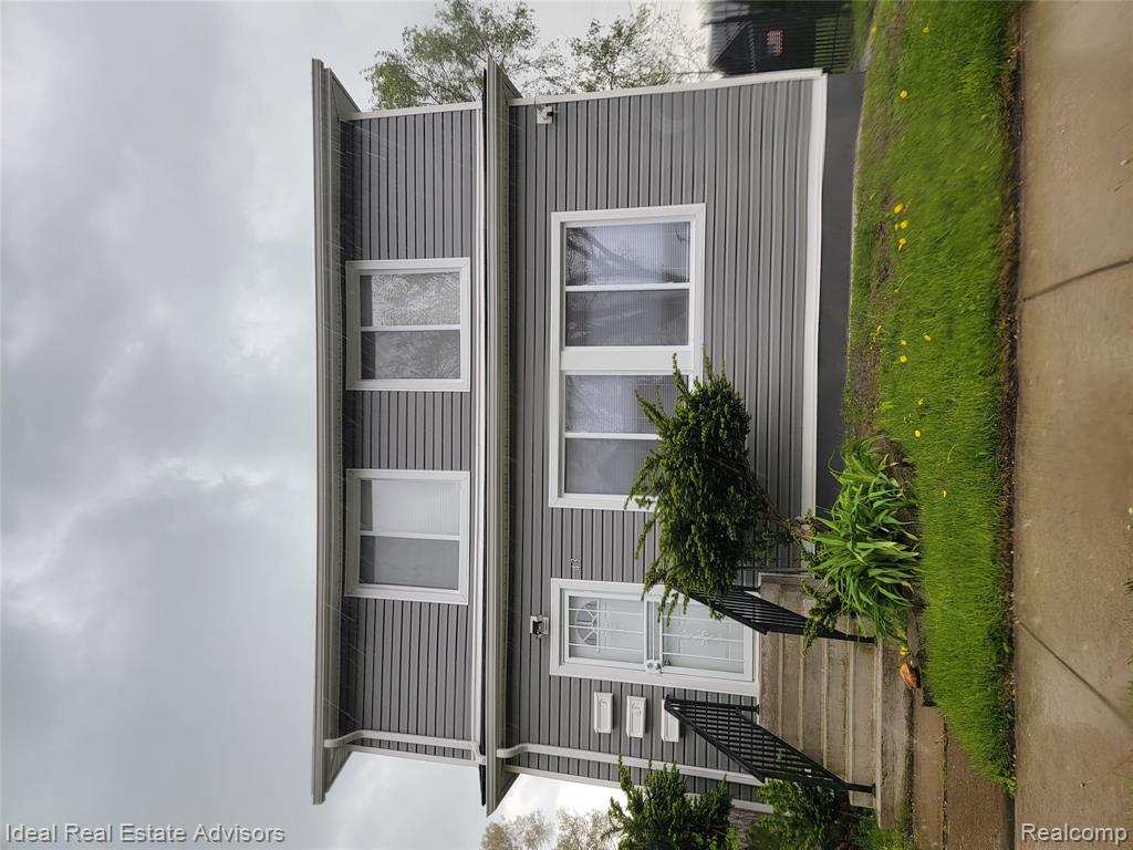 43 W Charlotte Street Property Photo 1