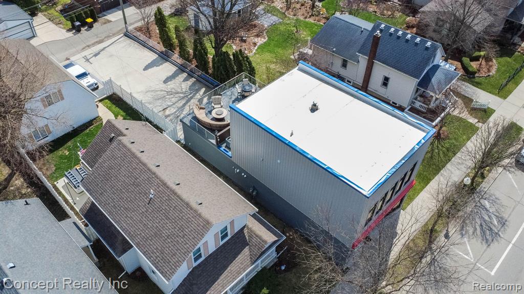 2935 W Jefferson Avenue Property Photo 52