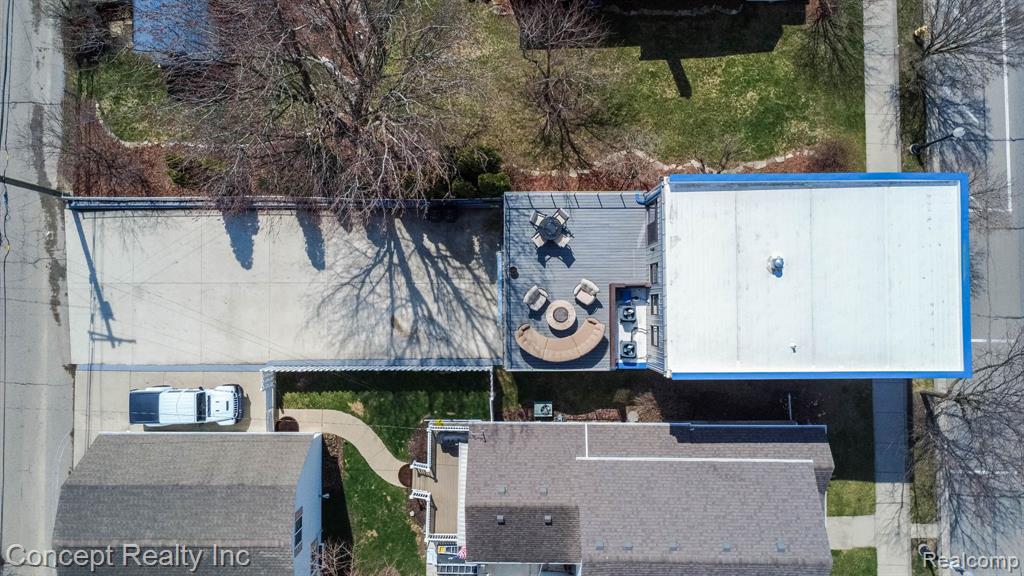 2935 W Jefferson Avenue Property Photo 53