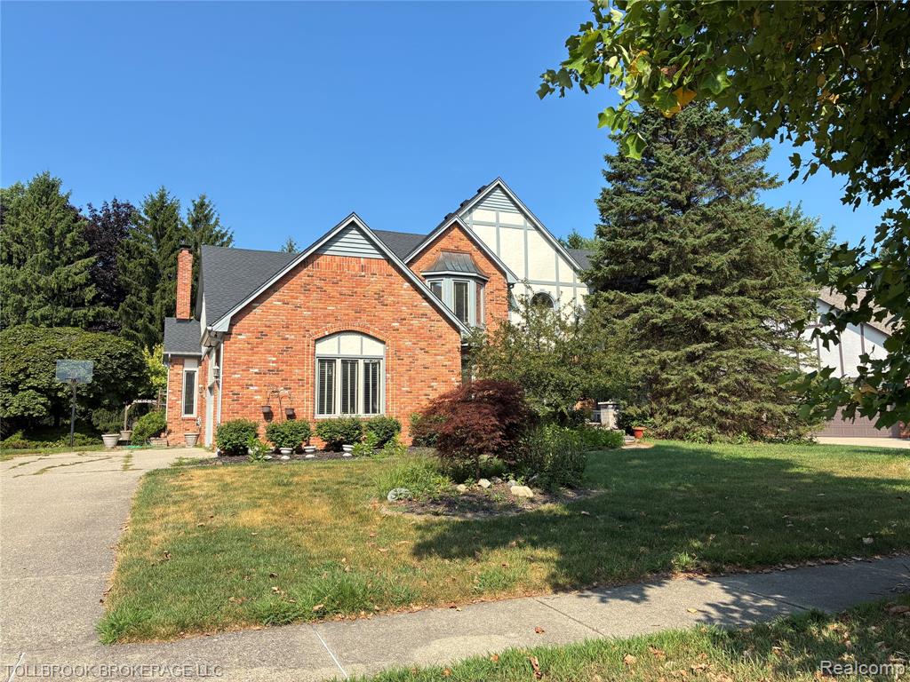 6187 Country Ridge Drive Property Photo 1