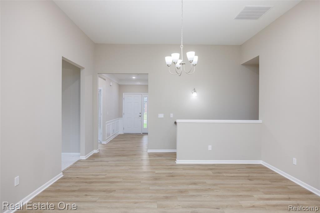 55769 Oak Pointe Drive Property Photo 6