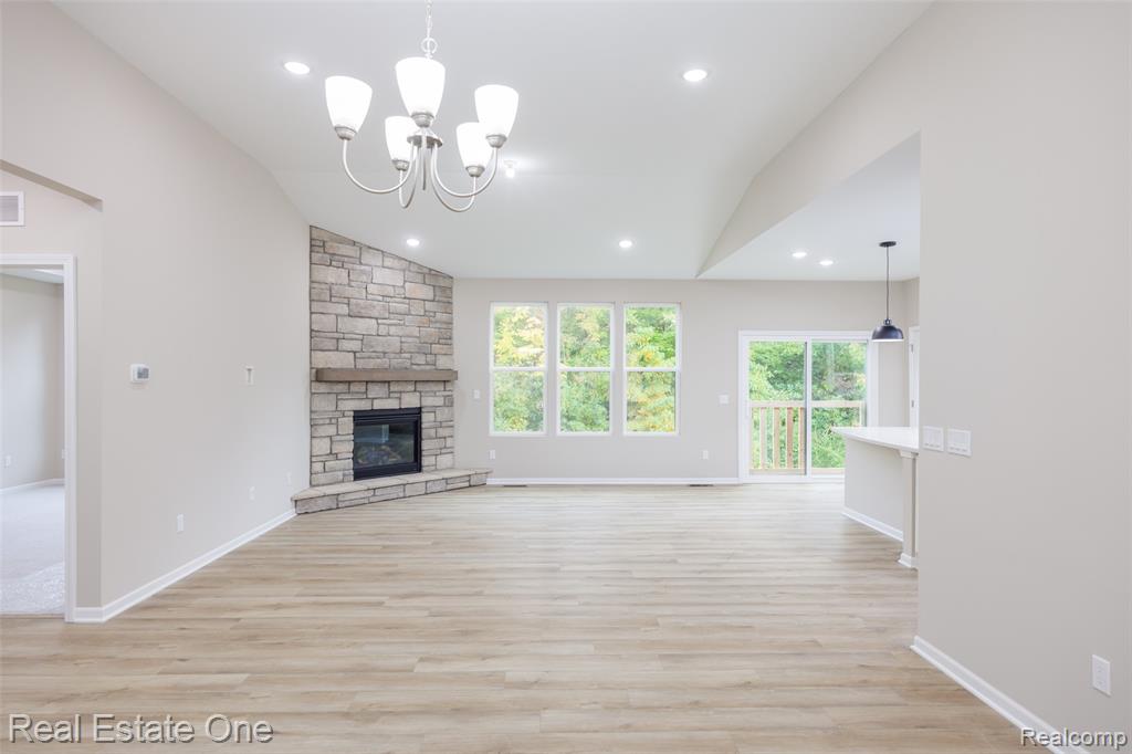 55769 Oak Pointe Drive Property Photo 10