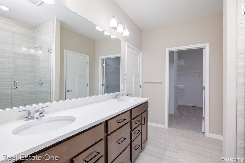 55769 Oak Pointe Drive Property Photo 20