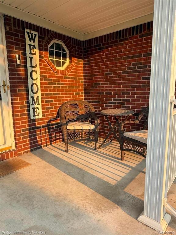 492 Harvard Drive Property Photo 3