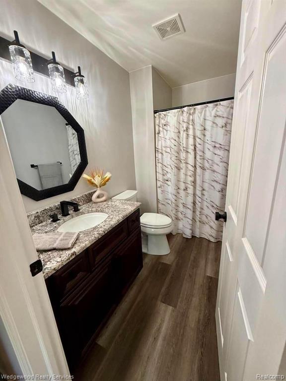 492 Harvard Drive Property Photo 17