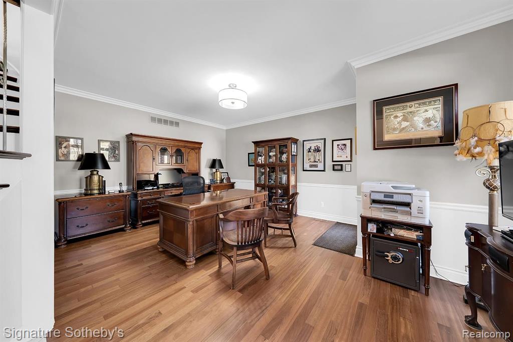 5001 Forest Valley Property Photo 20