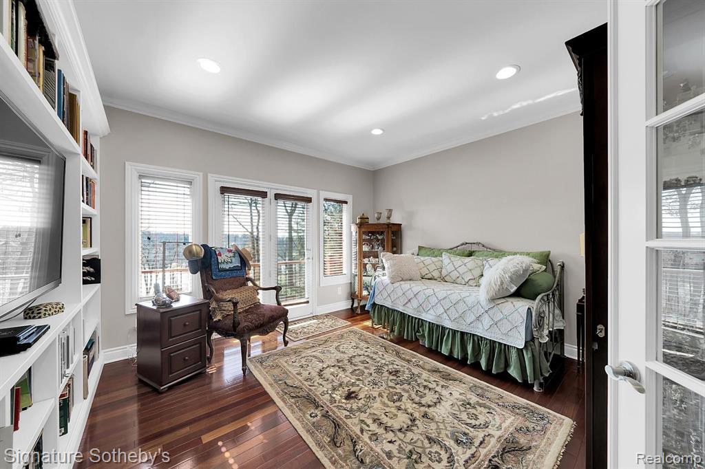 5001 Forest Valley Property Photo 35