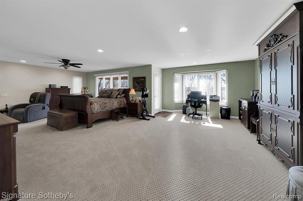 5001 Forest Valley Property Photo 40