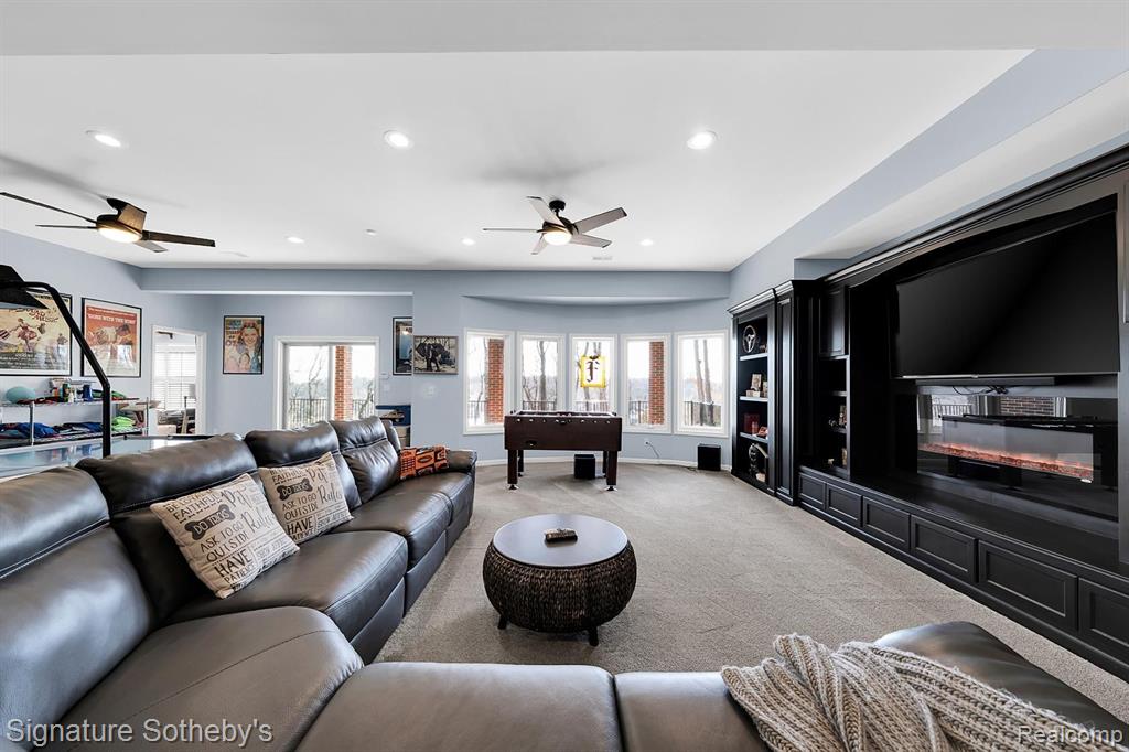 5001 Forest Valley Property Photo 60