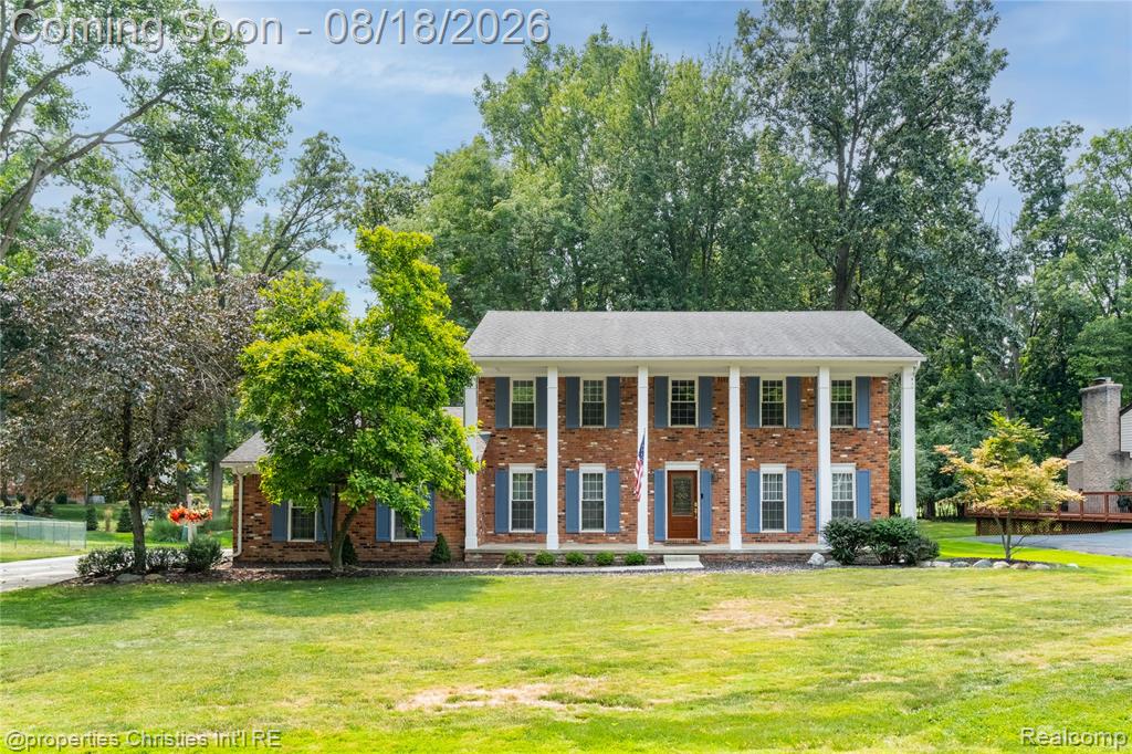 5805 Glen Eagles Drive Property Photo 1