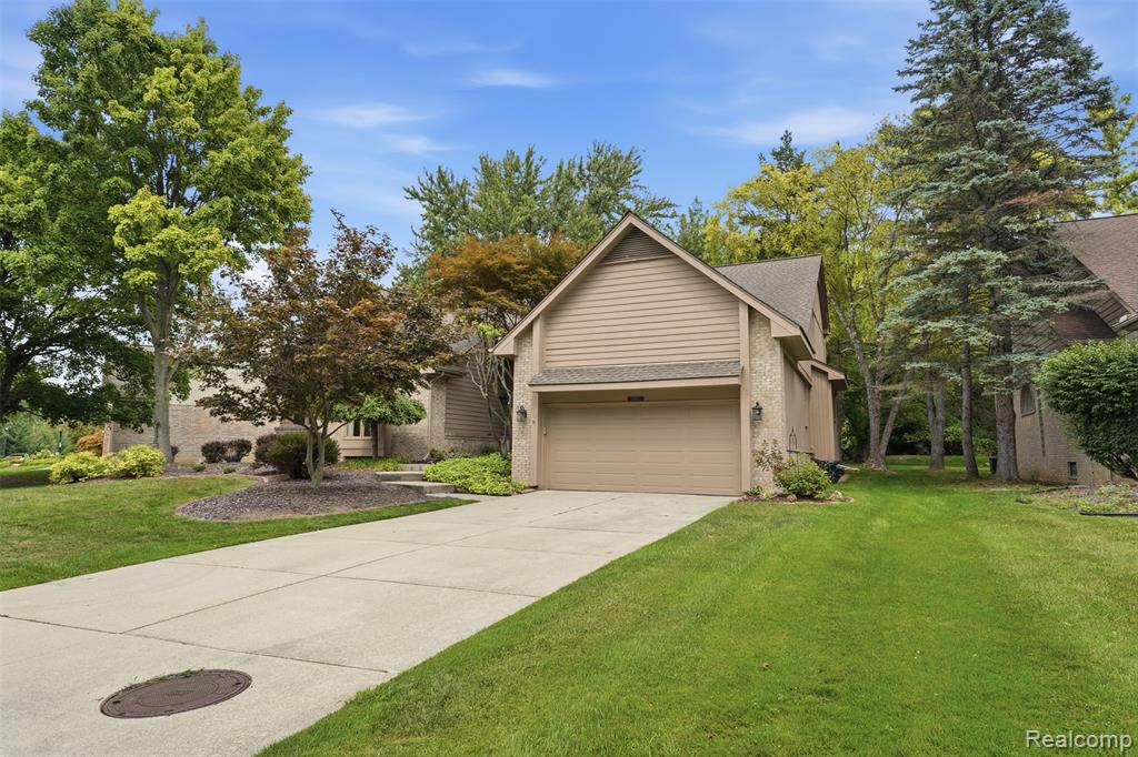 4963 Countryside Drive Property Photo 4