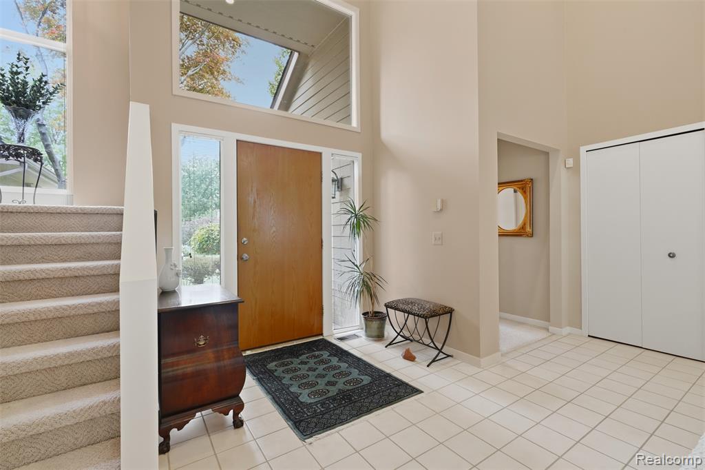 4963 Countryside Drive Property Photo 6