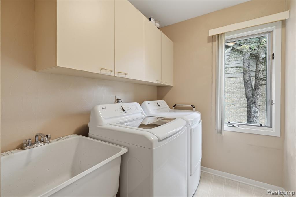 4963 Countryside Drive Property Photo 21