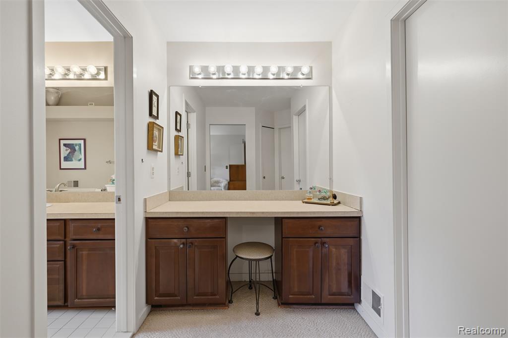 4963 Countryside Drive Property Photo 26