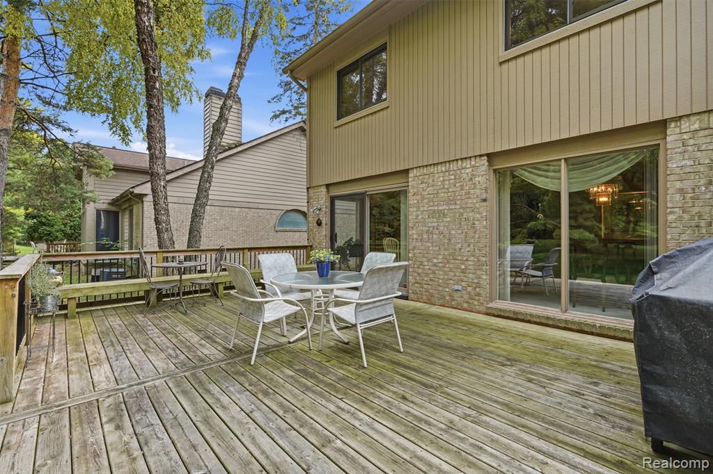 4963 Countryside Drive Property Photo 44