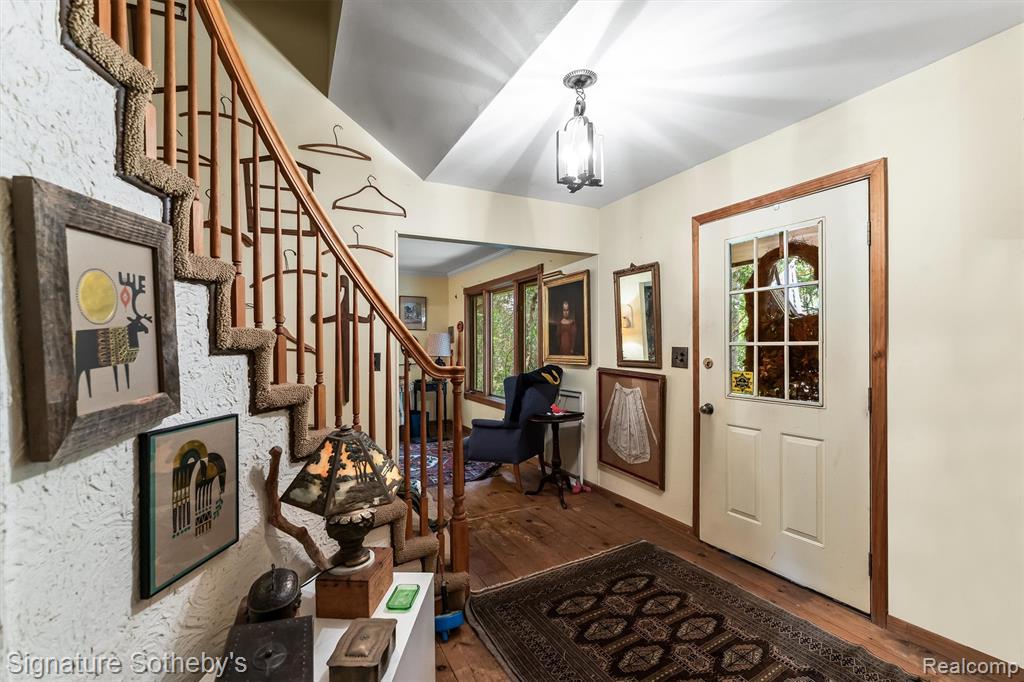 7939 Caberfae Trail Property Photo 4