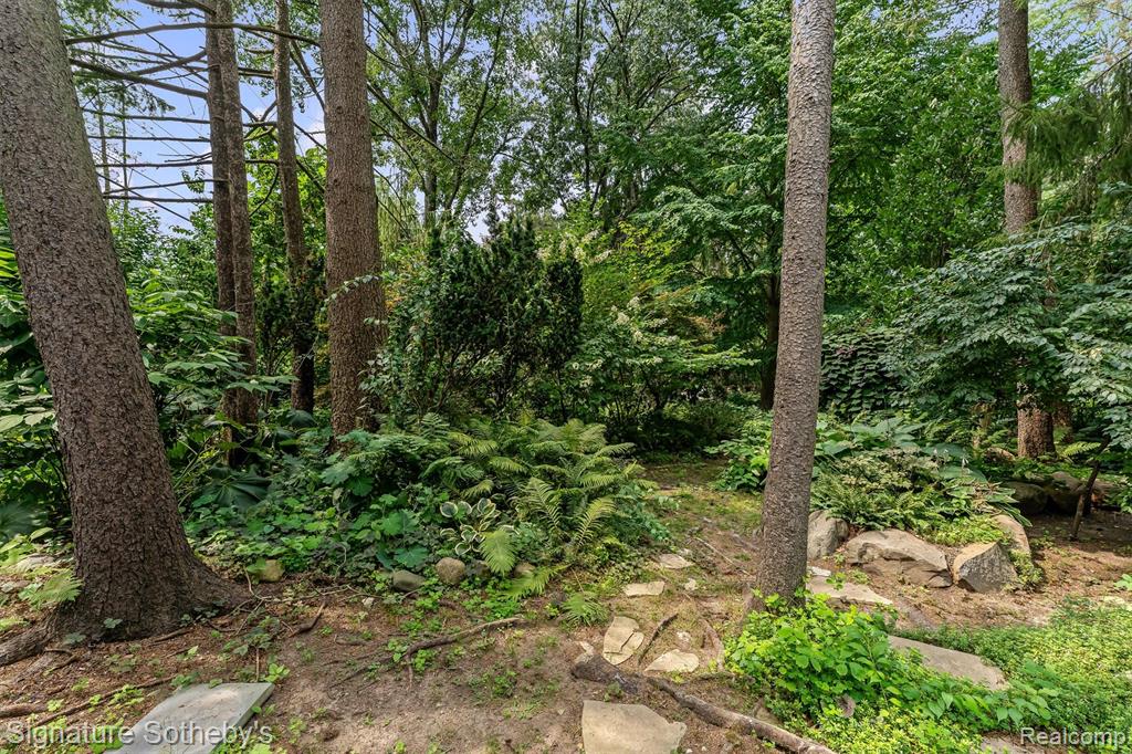 7939 Caberfae Trail Property Photo 27