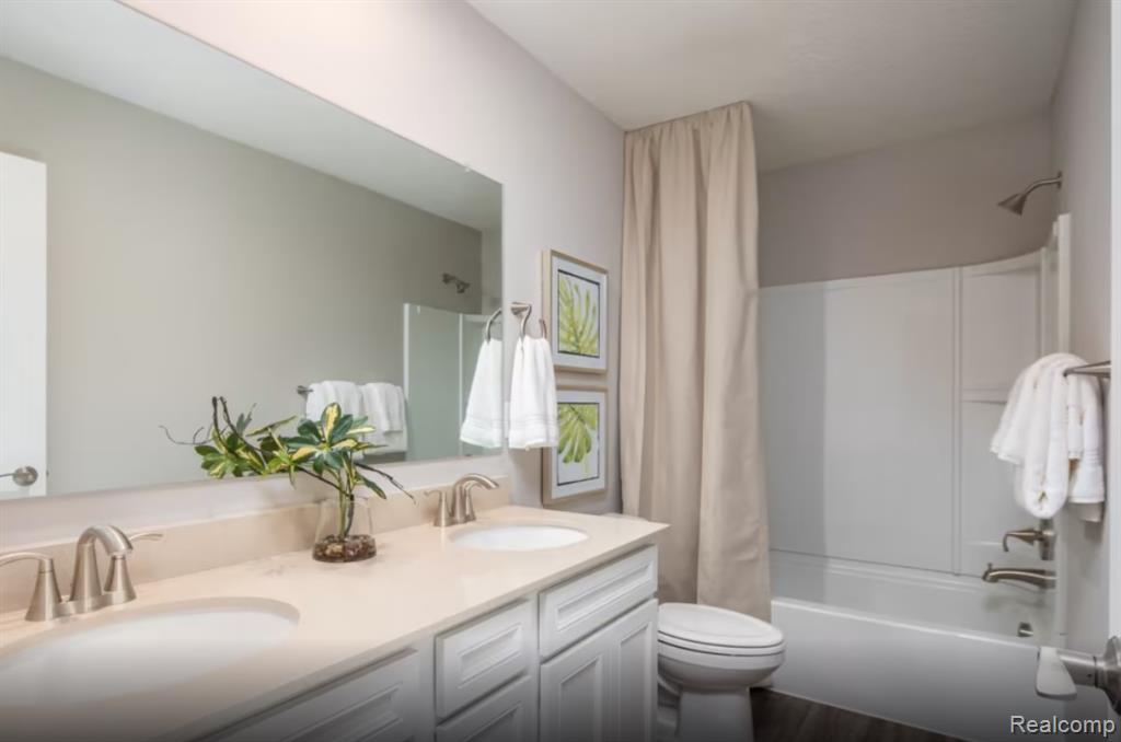 720 Cavallaro Property Photo 13