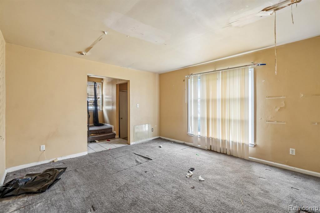 5969 Cadieux Road Property Photo 5