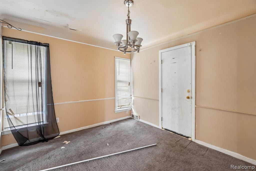 5969 Cadieux Road Property Photo 10