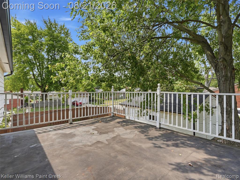 711 Jamaica Drive Property Photo 32