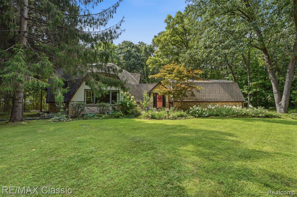 5109 Harvey Lake Road Property Photo 1