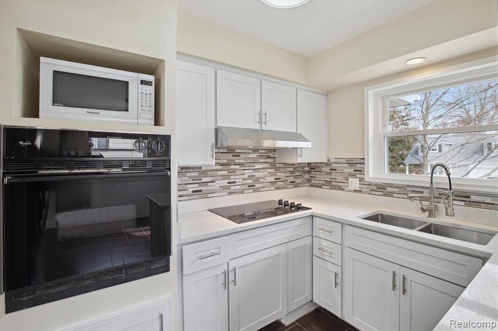 2728 Yost Boulevard Property Photo 19