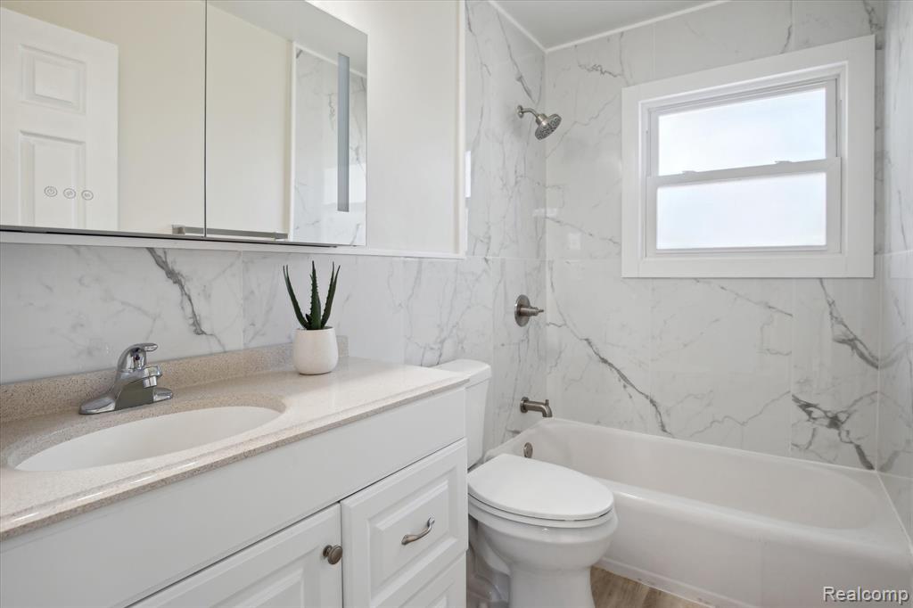 2728 Yost Boulevard Property Photo 32