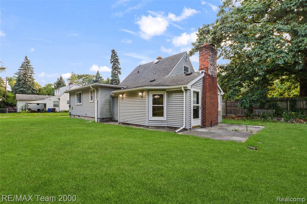 12930 Beech Daly Road Property Photo 12