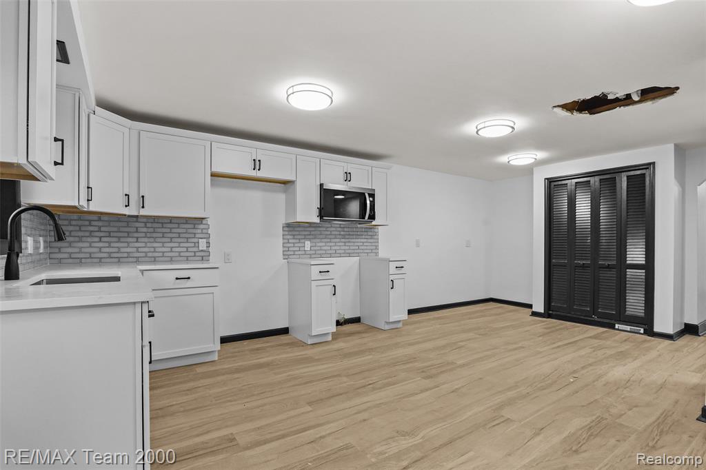 12930 Beech Daly Road Property Photo 15