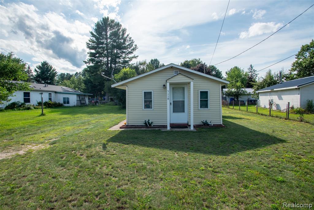 5110 Lucinda Drive Property Photo 2