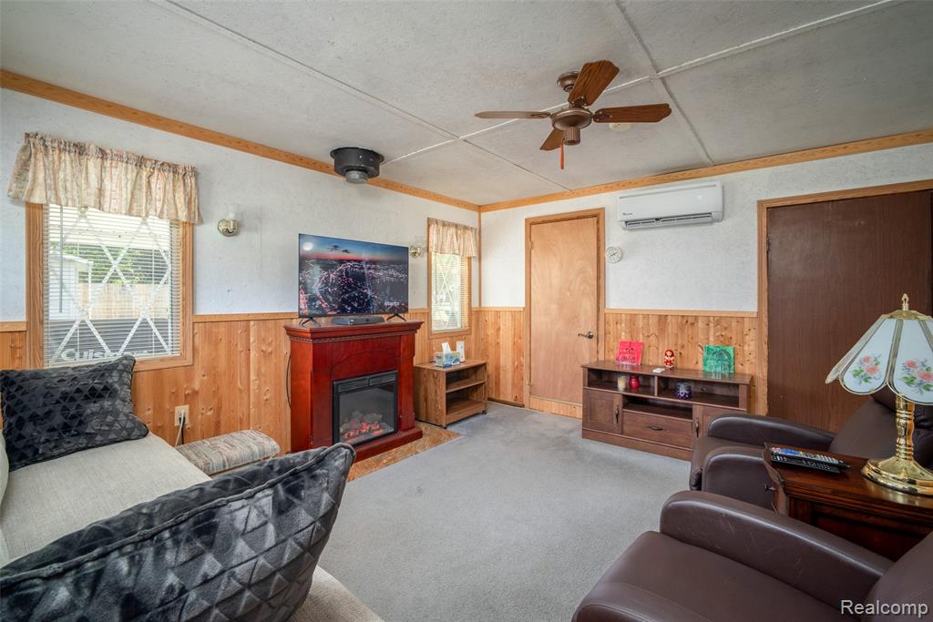 5110 Lucinda Drive Property Photo 11
