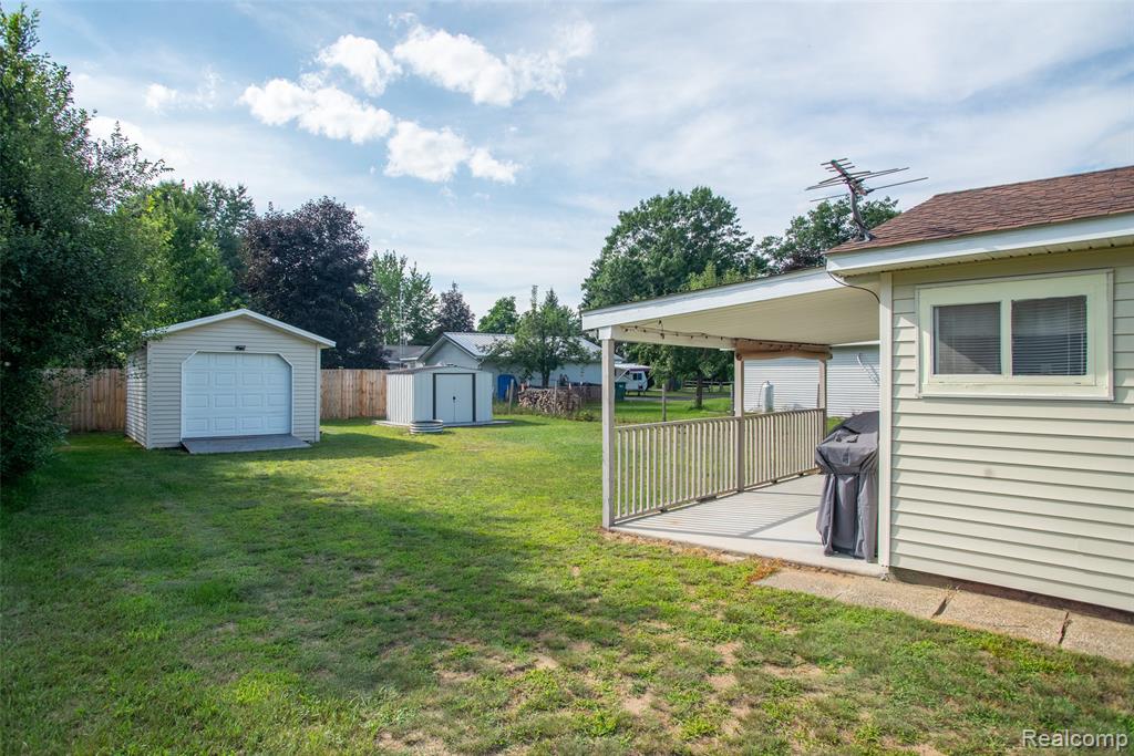 5110 Lucinda Drive Property Photo 18