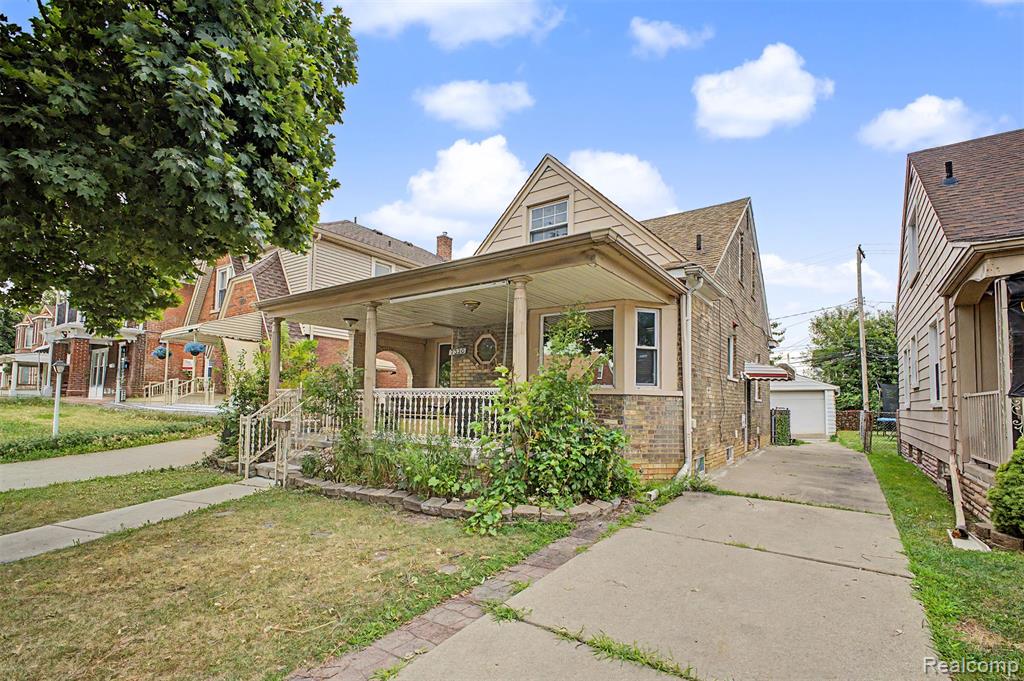7320 Orchard Avenue Property Photo 1